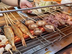 -哈尔滨小酒馆·鲜肉现穿自助烧烤(康新花园店)