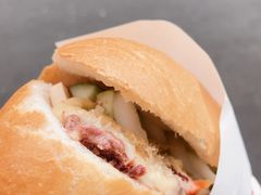 -Bánh Mì Huynh Hoa