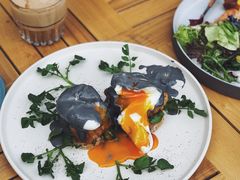 黑黑的班尼迪克蛋-CHILLAX轻乐时(侨建·Hi City店)