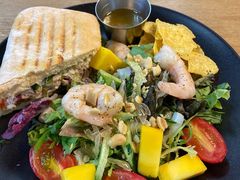 鲜柚芒果爆沙拉-HELLO 27 意面·沙拉·帕尼尼