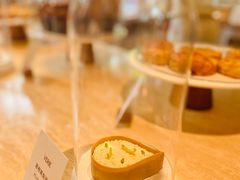 -VERIE BAKEHOUSE