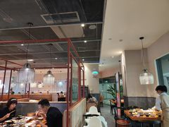 大堂-德香苑脆皮烤鸭·经典(爱融荟城店)