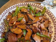 黑牛肝菌盖饭-小喜客·云南特色菜(纳西庭院店)