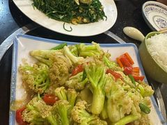 -王村姑老土炕莜面村(张北店)