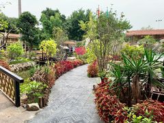 -花溪雨·森林餐厅(石基店)