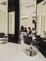 -INSTYLE·SALON