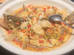 -忆江南·临江鱼馆