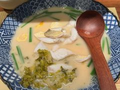 -荣家黄鱼面(前滩太古里店)