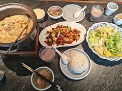 -五谷丰登农家院·地道胶东菜·海鲜烧烤(威海店)