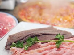 -小天鹅火锅·一线江景洪鼎旗舰店(洪崖洞店)