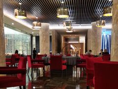 -粤尚腾香居中餐厅(首都机场希尔顿店)
