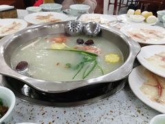 -鑫御隆斑鱼庄(雅安店)