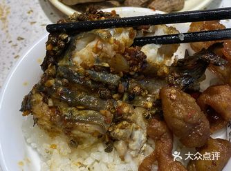小朋友都无法抗拒的烤鱼，谭记王正宗万州烤鱼