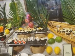 -大中华希尔顿酒店-念自助餐·嗨啤·小龙虾