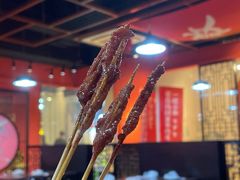 -虾弄弄海派小龙虾·牛羊蝎子火锅