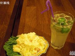 -玛格萝妮比萨屋(四平店)