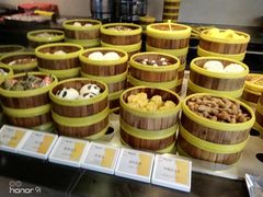 -朗丽兹自助餐厅