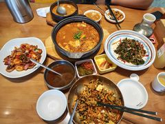 -百年石锅饭(阿里郎美食街店)
