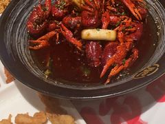 -肥肥虾庄·金牌油焖大虾(杨园滨江时代walk店)
