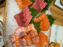 -花和海鲜自助(梅江店)