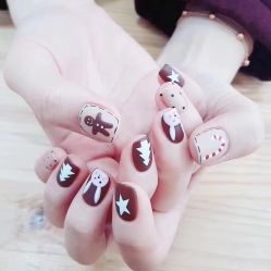 -爱美睫美甲会馆