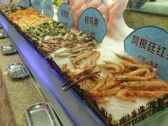 -小天鹅戴斯酒店鲸鲨百汇创作料理