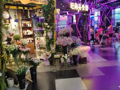 -时尚mego商业广场