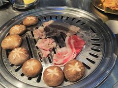 -哈哈碳都·牛肋条无限自助烤肉(台江万达店)