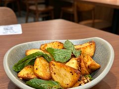 -沅江水·湖南家宴(南村万博长隆商圈店)