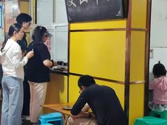 -文山荷鲜居(翠湖店)