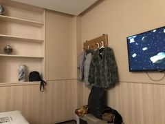 -新盈光·云会所(百丈东路店)