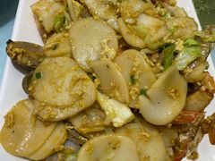 海鲜炒年糕-金海湾海鲜排档(朱家尖店)