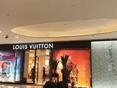 -上海尚嘉中心