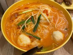 -谭仔米线(皇庭广场店)