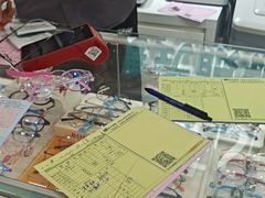 -美式眼镜·授权蔡司.依视路.尼康.豪雅.明月(人民广场店)