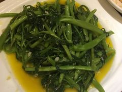 -川流不息·地道川菜·小龙虾(新松江路店)