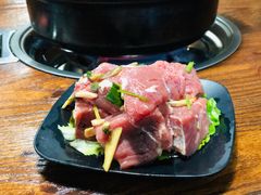 -陆记牛庄·碳锅龙虾烧烤(爱上花园店)