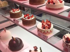 -巴黎贝甜(大宁国际商业广场店)