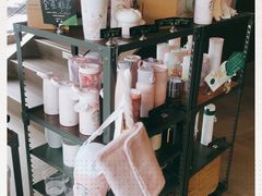 -星巴克(湖州凤凰时代广场店)