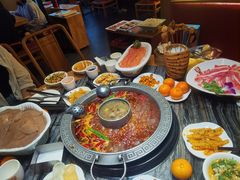 -杨肥肠火锅大排档(火车站花园店)