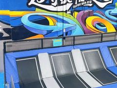-超时空蹦床团建·VR潮玩运动娱乐·生日派对游乐园(金桥店)