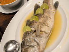 -Chom Cafe and Restaurant
