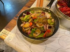 -巴厘龙虾·榜首油焖大虾(音乐学院·沿江酒馆店)
