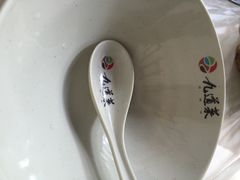 九道菜大碗家厨-九道菜有鸡鱼头(石鼓路店)