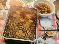 -阆辣荟餐饮(老味道8年·古城店)