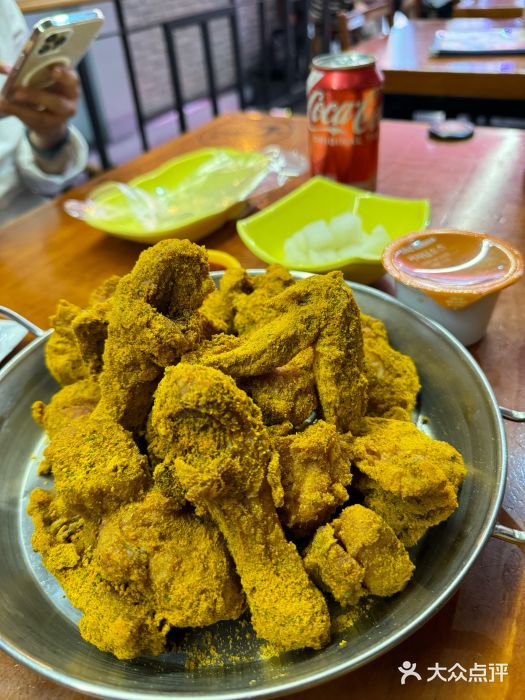 BHC炸鸡(明洞总店)图片