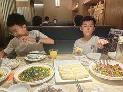 -梁家大院•农家菜(昆山会展中心店)