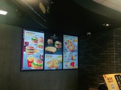 -麦当劳(西站店)