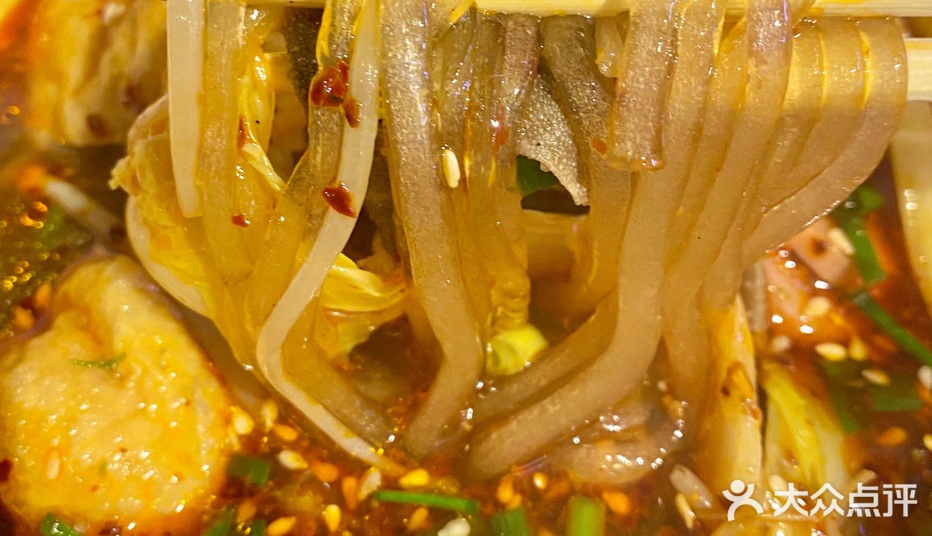 毛肚酸辣粉绝了