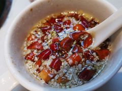 现炸辣椒油-东门口涮肉·砂锅·烤串(老门东店)